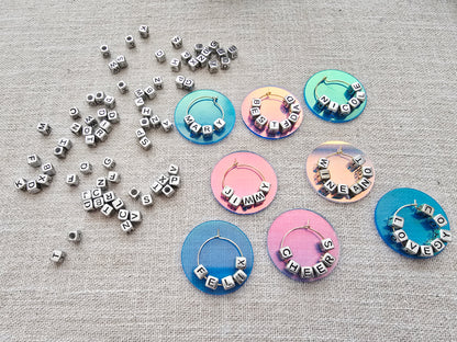 Customized Wine Opener Gift Set with Personalized Wine Charms , Electric Wine Opener, Aerator & Stopper Trio in Gift Box